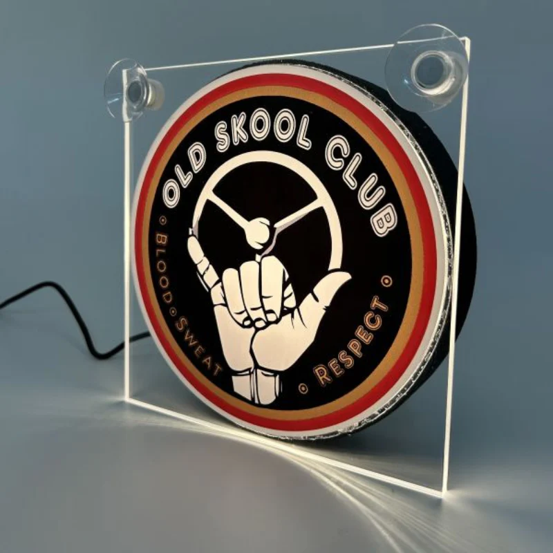 Lichtbakje de Luxe Old Skool Club – 5V USB & USB-C Cabineverlichting 17x17 cm - Image 3